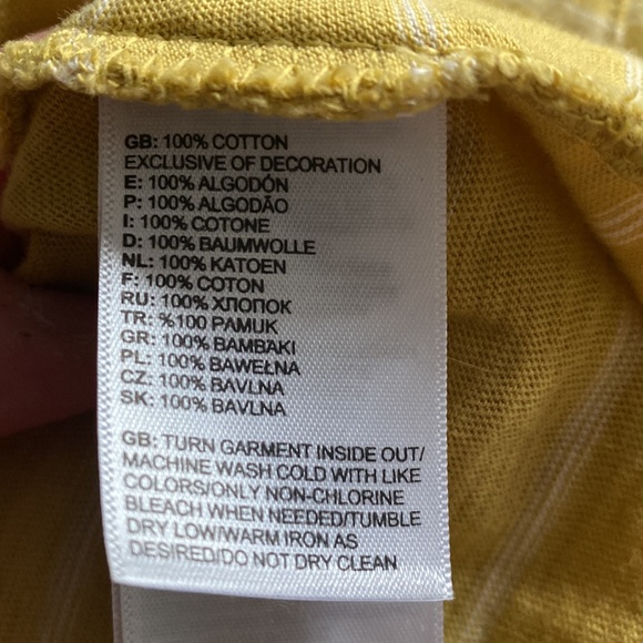 Women’s The North Face T-Shirt - Picture 5 of 5